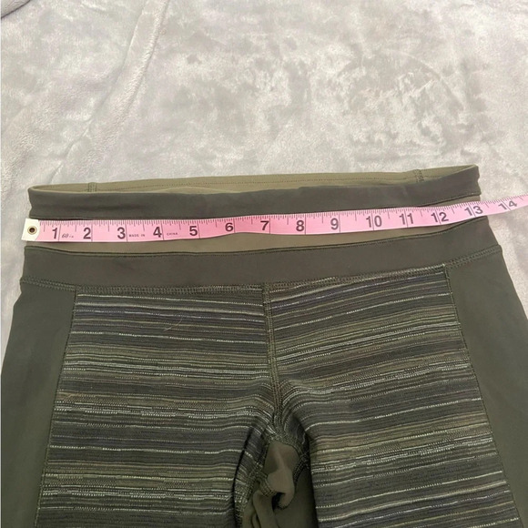 Lululemon Give Me Qi Crop Cyber Stripe Gator Fatigue Green black 21277 - Picture 7 of 11